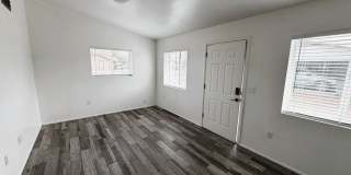 1 month Free rent! Downtown Chandler 1 bed 1 bath! Gallery 3