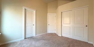 Bright 2-Bed, 2.5-Bath Beaverton Townhouse with Attached Garage & AC Gallery 15