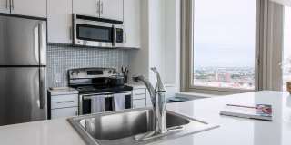 70 Columbus Avenue Gallery 19