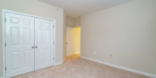 Spacious 3 Bed 2 Bath Condo With Balcony In Sought After Summerfield at Brambleton Gallery 17