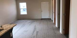 Newer Construction Duplex!! Gallery 1