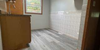 Beautiful and spacious 2 Bedroom 1 Bath house in Lansing, IL MUST SEE Gallery 6