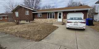 1140/1142 West Weiland Lane - 1140 Gallery 1