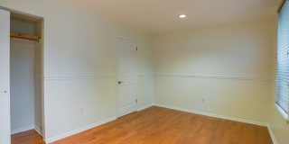 Beautiful 2 Bedroom, 2 Bathroom Historical Row Home Gallery 7