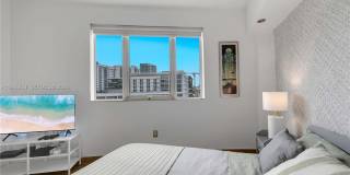 255 W 24th St Gallery 4