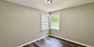 4165 Harwood Rd, South Euclid: 4 Bedrooms 2 full Bath Gallery 9