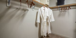 Terrano Gallery 23