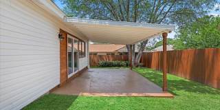 5815 Freemans Farm St Gallery 21