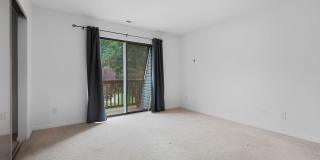 Condo in Chapel Hill Gallery 18