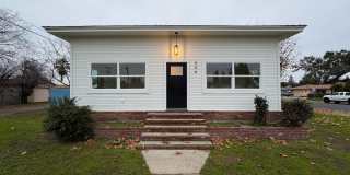 Home in the Heart of Old Town Clovis Gallery 1