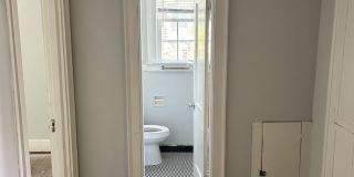 303 King Street Gallery 25