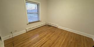 2437 W North Shore Avenue Gallery 12