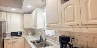 Fully Furnished Home close to UNL Campuses Gallery 23