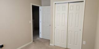 Beautiful 3 Bedroom Townhouse with AMENITIES GALORE- 18 MINS FROM DOWNTOWN TAMPA Gallery 24