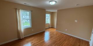 Three Bedroom, Single Family Home Located in Springfield's Pine Point Neighborhood! Gallery 23