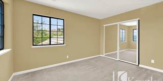 Sunlit 3 Bed Glen Cove Home Gallery 28