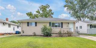 325 Thelma Drive Gallery 1