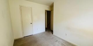 3 Bedroom 2.5 Bath Townhouse Gallery 15