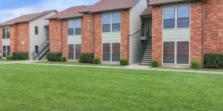 Country Club Gallery 14