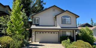 Spacious 3 bedroom, 3 bath bi-level home nestled in the scenic Sierra Nevada foothills Gallery 1