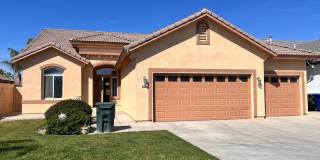 4 Bed, 3 Bath Home with Modern Kitchen & Attached Garage Gallery 1