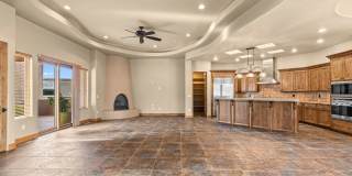 Beautiful Home in an Exclusive Gated Community Gallery 5