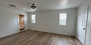 Pool home - Long term - unfurnished Gallery 11
