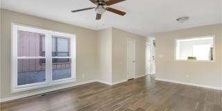 5940 Laguna Drive Gallery 21