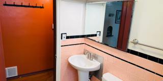 Furnished One Bedroom Near Hospitals Gallery 6