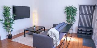 Fully Furnished Ranch Home in Birmingham, MI w/ All Utilities Included Gallery 9