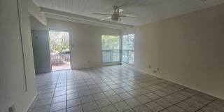 Adorable 2 bed 1 bath Gallery 10