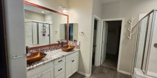 3BR house with Office in South Phoenix, huge backyard ,community pool & close to major retailers Gallery 20