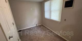 4069 Graceland Avenue Gallery 17