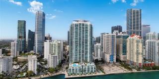 1331 Brickell Bay Dr Gallery 21