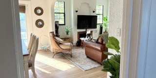 2408 Euclid Avenue Gallery 24