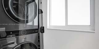 3320 NE 13th Ave Gallery 24