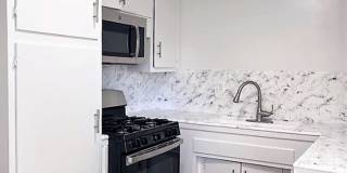 1600 W. 5th St. Gallery 1