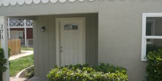 One bedroom California Bungalow Gallery 1
