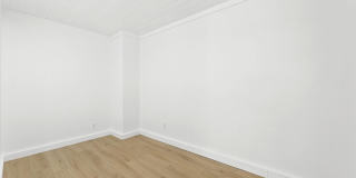282 HUDSON Street Gallery 7