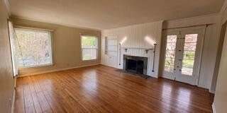 2521 Fairmount Avenue Gallery 16