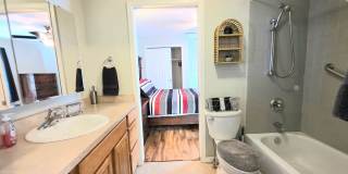 1234 Pine ST Fully Furnished Gallery 5