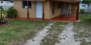 5710 Southwest 38th Street Gallery 1