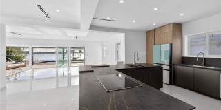 1101 S Shore Dr Gallery 24