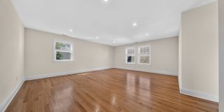 88 Maple Tree Avenue Gallery 24