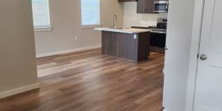 Chets Place Built in 2024 - 2 Bedroom 2 Bathroom w/ private baths for each bedroom Gallery 4