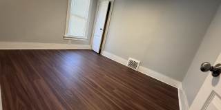 107 N Sanford St Gallery 4