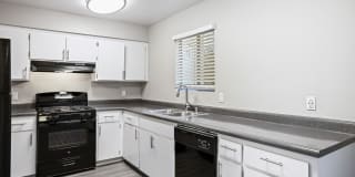 Oak Park Townhomes Gallery 21