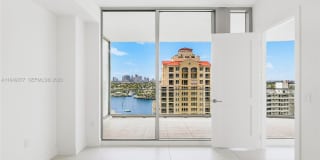 151 N Seabreeze Gallery 22