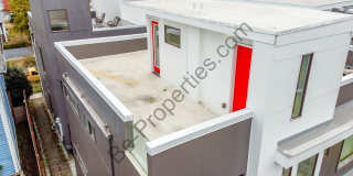 Modern Townhome Gallery 14