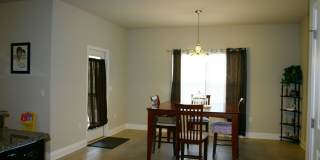Great South Crestview Location! Gallery 10